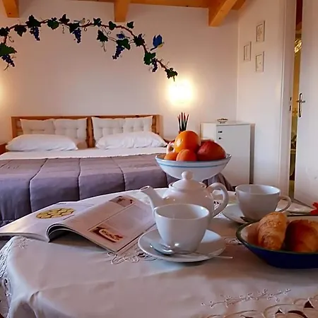ララベスコ B＆b ベッド・アンド・ブレックファスト 4*