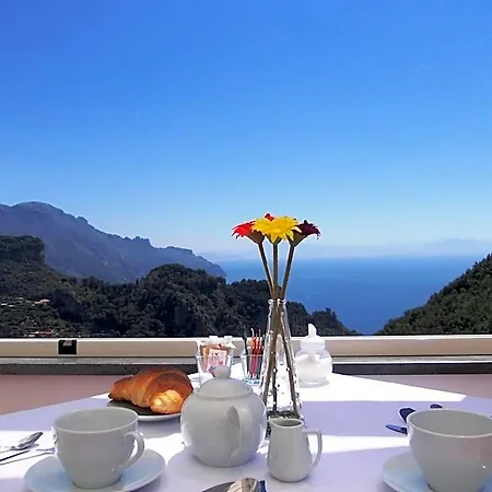 ベッド・アンド・ブレックファスト ララベスコ B＆b アマルフィ