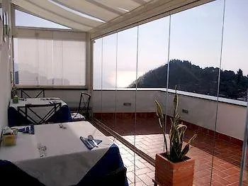 Bed & Breakfast L'arabesco 2*