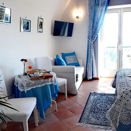 L'arabesco לינה וארוחת בוקר 3*