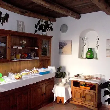 לינה וארוחת בוקר L'arabesco